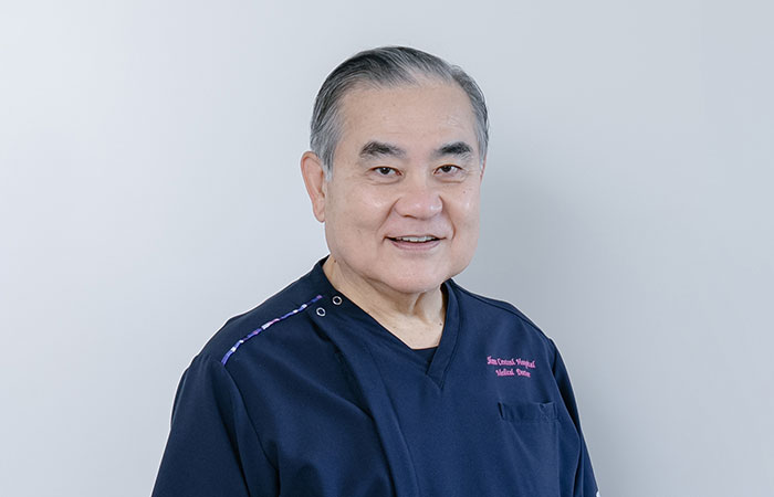 川村 秀哉（副院長）